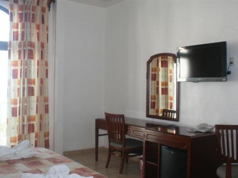 Hotel Caracol Plaza Puerto Escondido  Kültér fotó