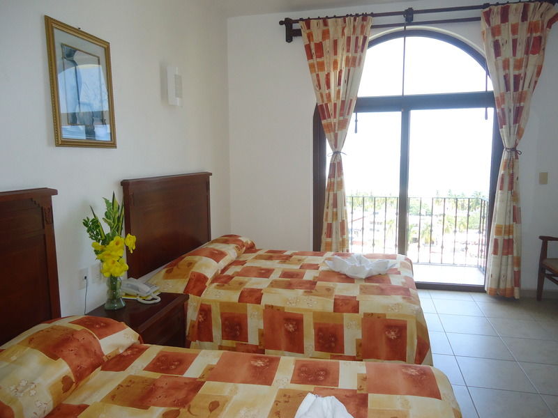 Hotel Caracol Plaza Puerto Escondido  Kültér fotó
